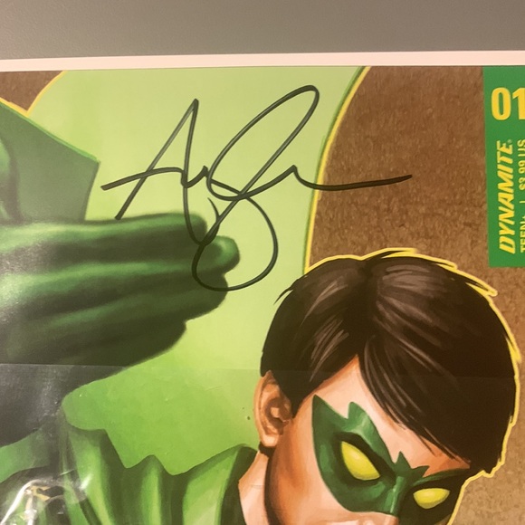 (C10) Green Hornet #1 Mike Choi Cover Signed with COA - Picture 7 of 8
